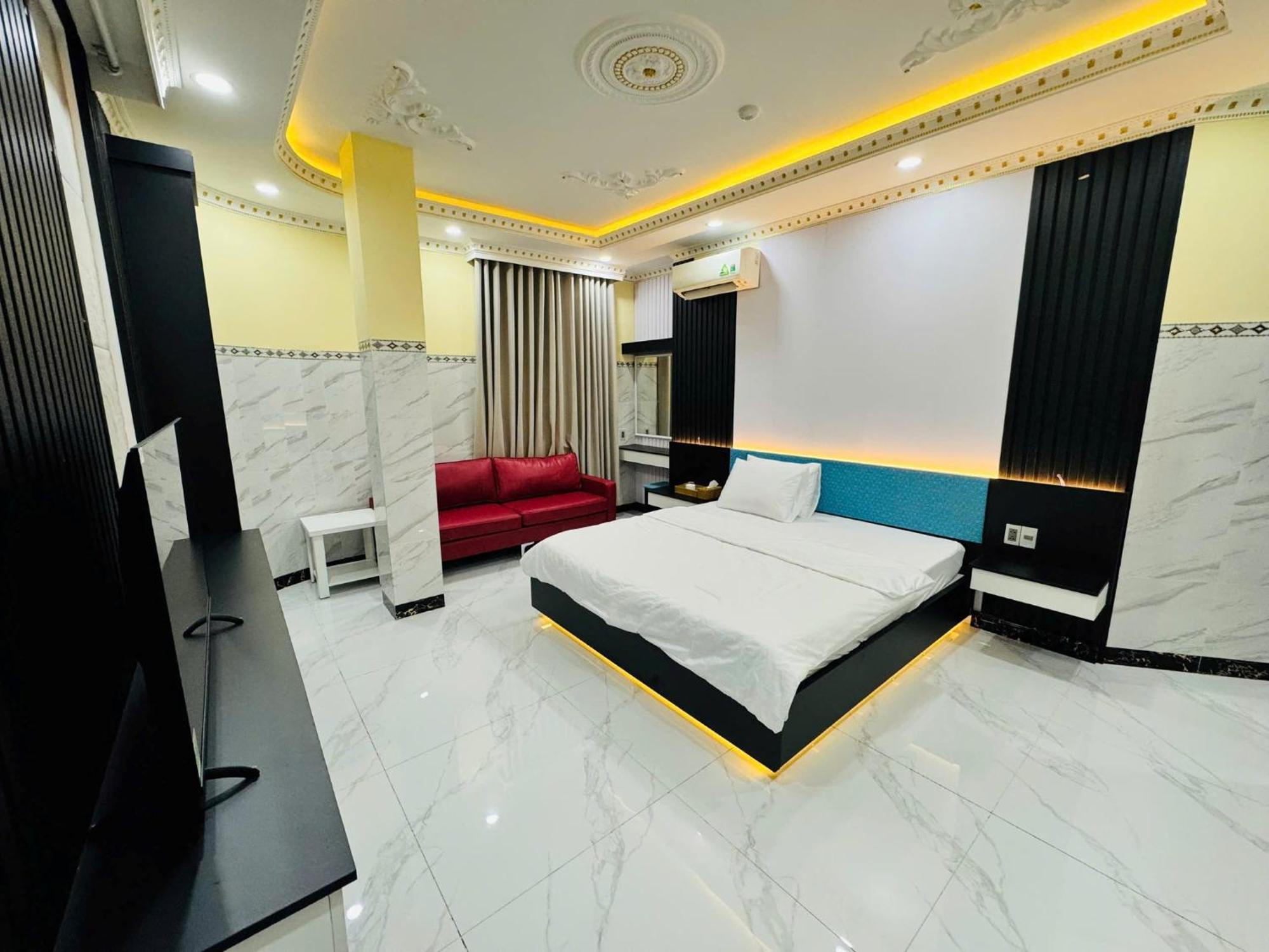 168 Hotel